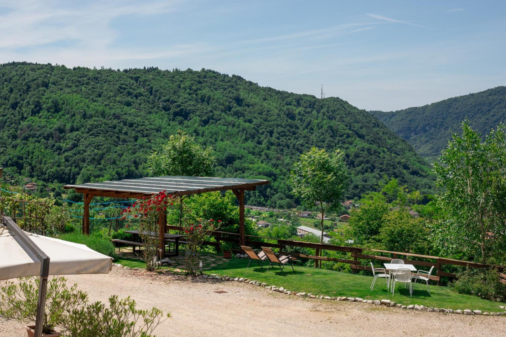 Agriturismo Riva Dei Coz Sequsino Kültér fotó