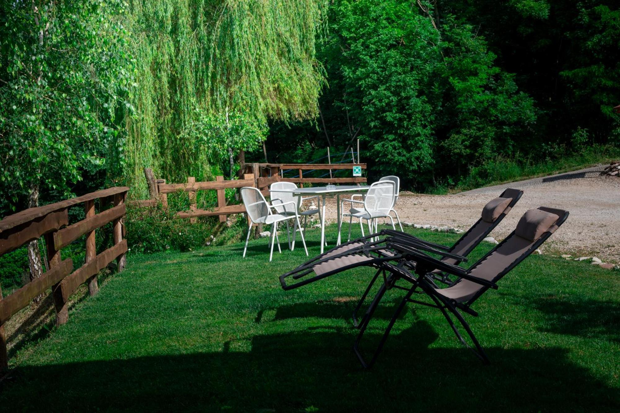 Agriturismo Riva Dei Coz Sequsino Kültér fotó