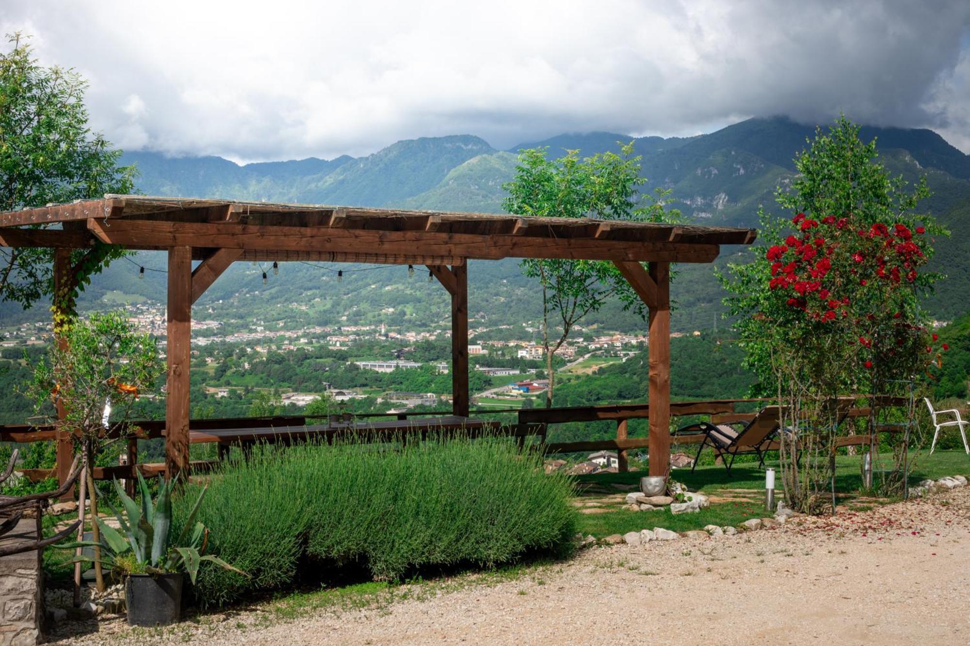 Agriturismo Riva Dei Coz Sequsino Kültér fotó