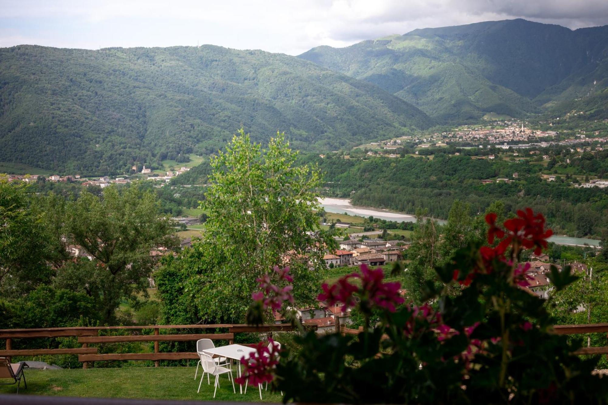 Agriturismo Riva Dei Coz Sequsino Kültér fotó