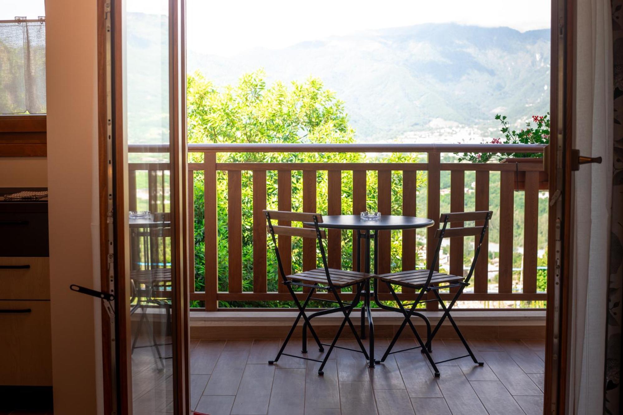 Agriturismo Riva Dei Coz Sequsino Kültér fotó